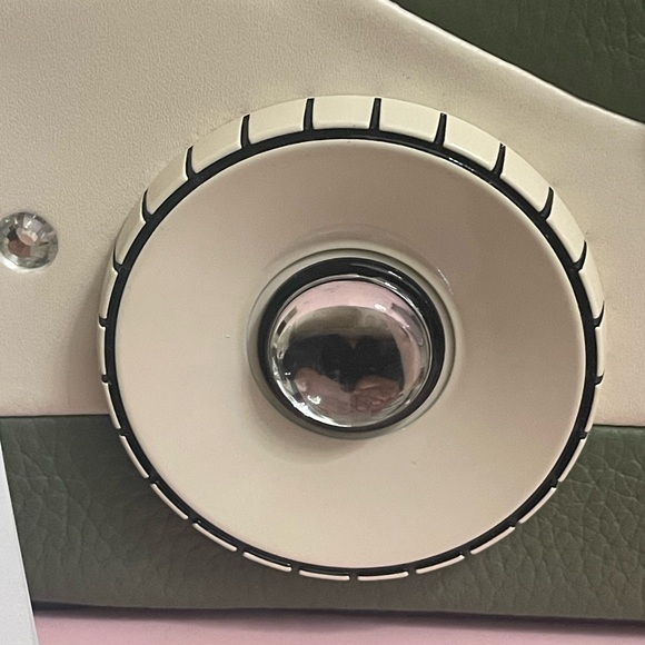 Kate Spade New York Picture This Camera novelty Wristlet ♠️📷 - Picture 14 of 15